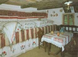 Інтер`єр хати (18 ст) с Бедевлі Тячівського району Закарпатської обл 