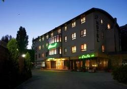 Готель Домінік