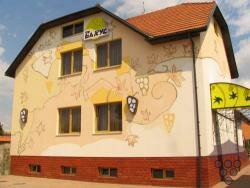 Готель Бахус