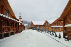 Готель Зоряні Карпати